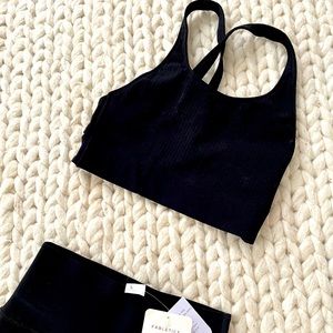 NWT Fabletics Black High Waisted SculptKnit Leggings + Sports Bra Size S Small
